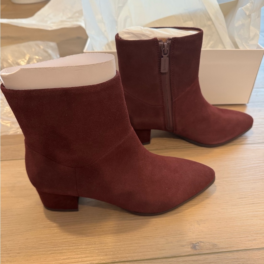 Blondo Waterproof Wine Arena Ankle Boots